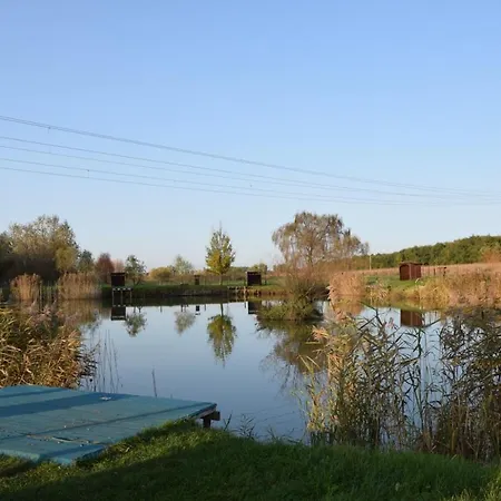 Téglási Horgásztó Hotel Teglas