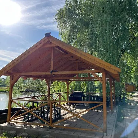 Téglási Horgásztó Hotel Teglas