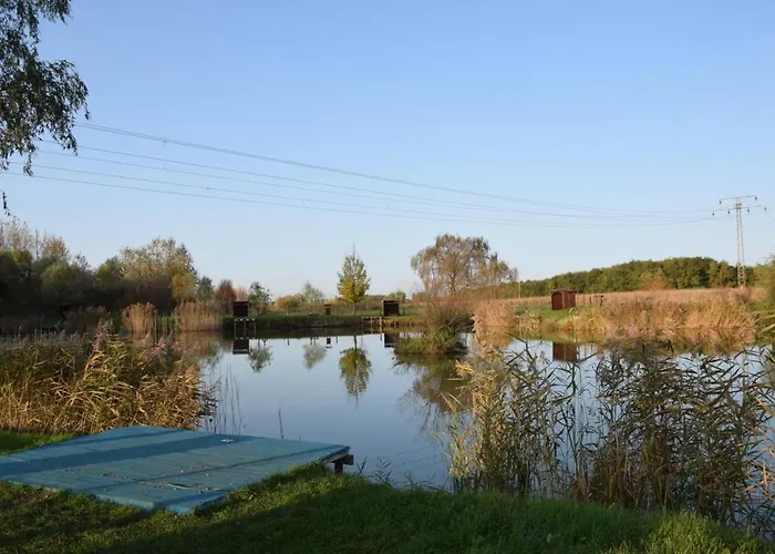 Téglási Horgásztó Hotel Teglas