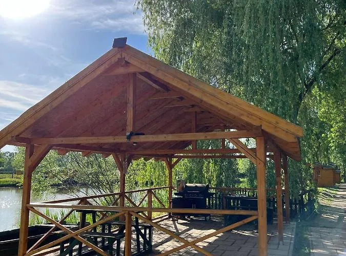 Teglasi Horgaszto Otel Teglas